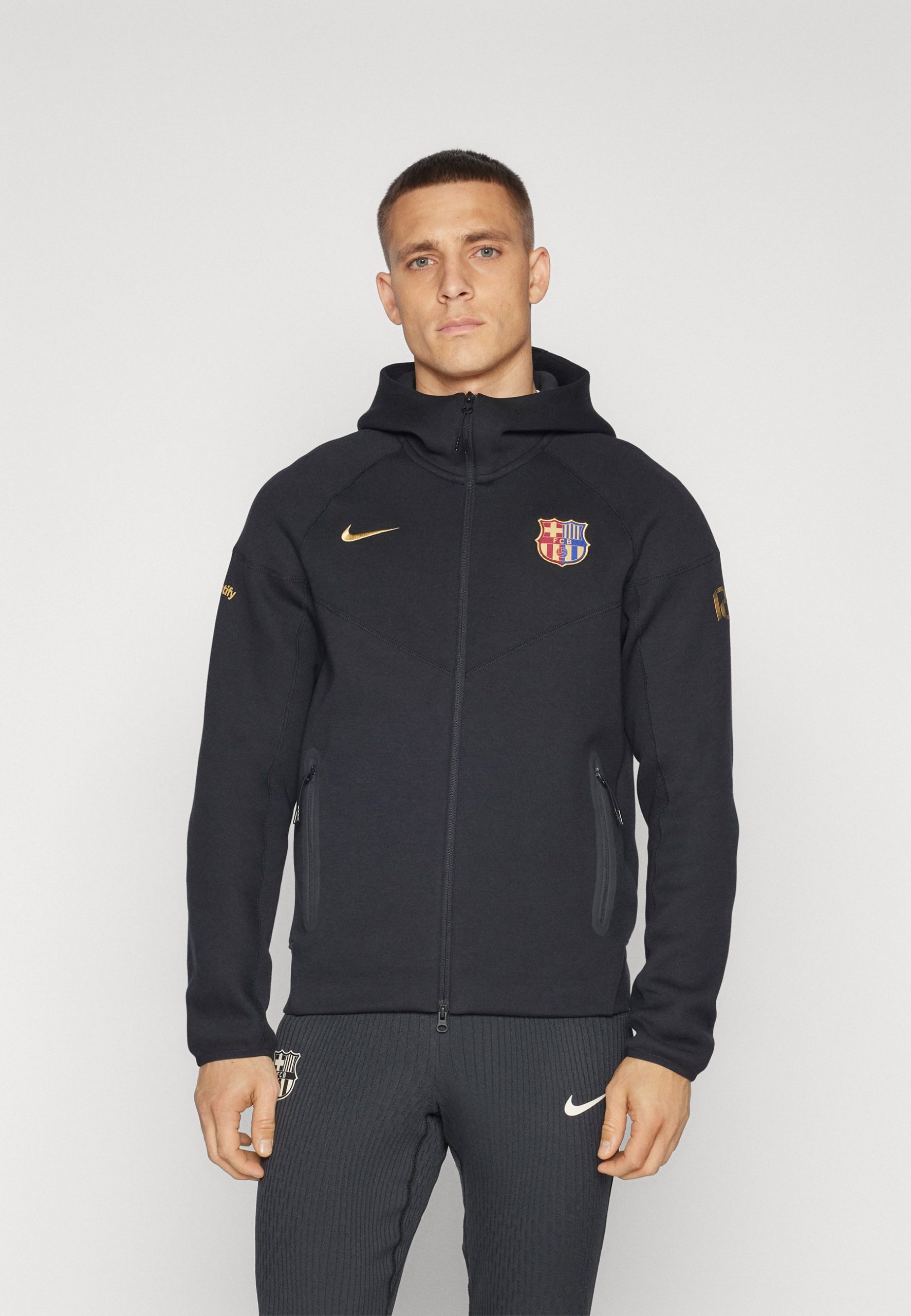 sudadera-barcelona-699gvy-1.jpg
